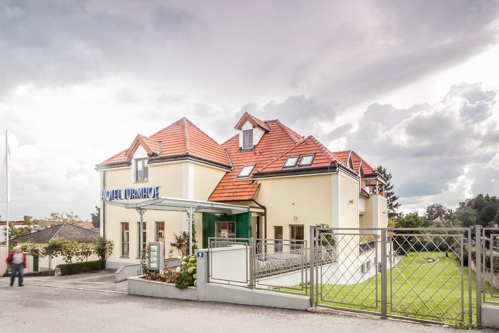 Hotel Turmhof Gumpoldskirchen Eksteriør billede